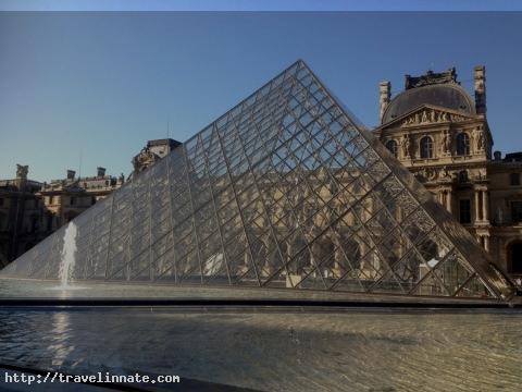 Louvre Museum (3)