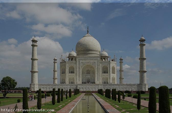 Five Things About Taj Mahal You Have To Experience It Yourself